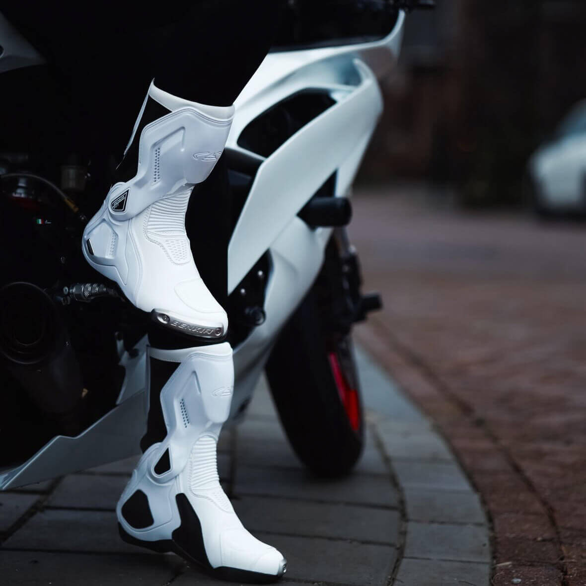 ALLGOAL White Motorcycle Riding Boots – Street Riding Protective Boots ALLGOAL White Motorcycle Riding Boots – Street Riding Protective Boots